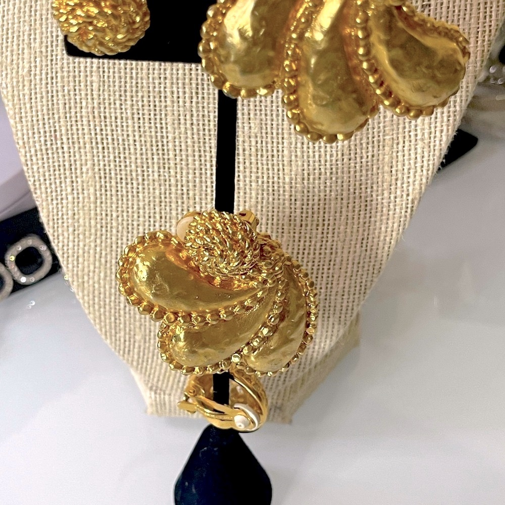 Elegant Bold Gold Designer Earrings